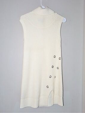 Cream Sleeveless Turtleneck Sweater Tunic